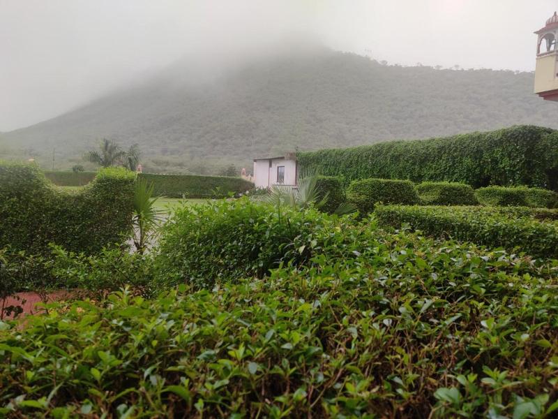 Parvat Valley Resort