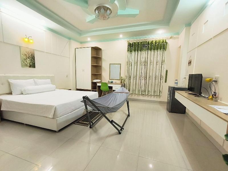 Winter Spring Homestay Center