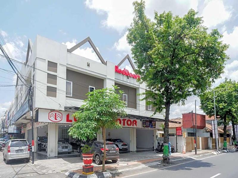 Reddoorz Near Simpang Tujuh Kudus image