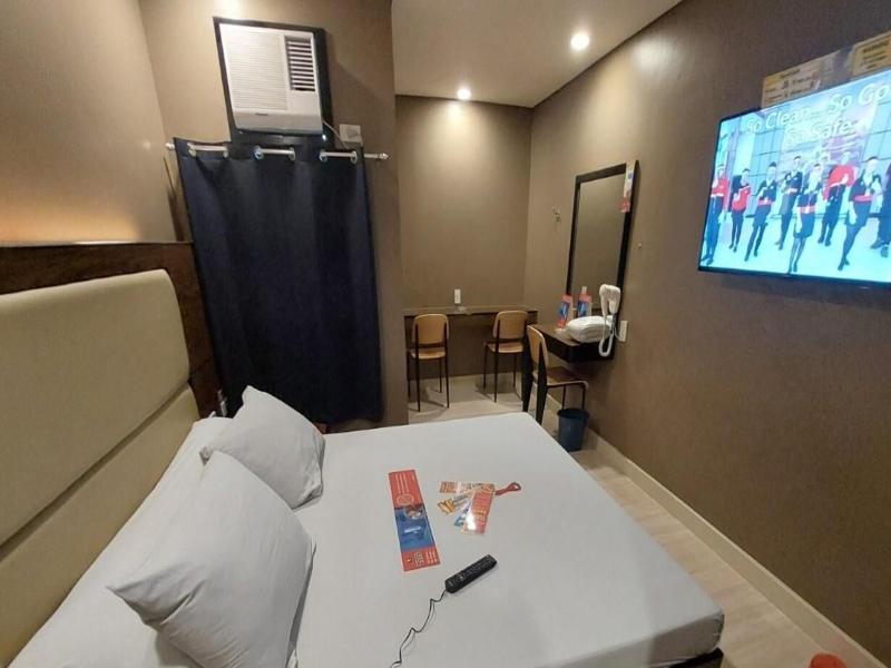 Hotel Sogo Timog 2 image