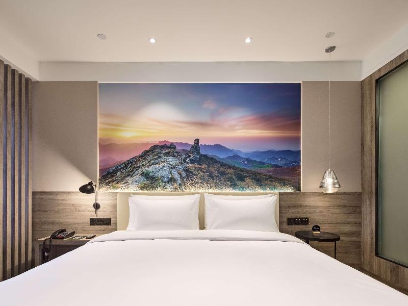 Mercure Xi'an Daming Palace image