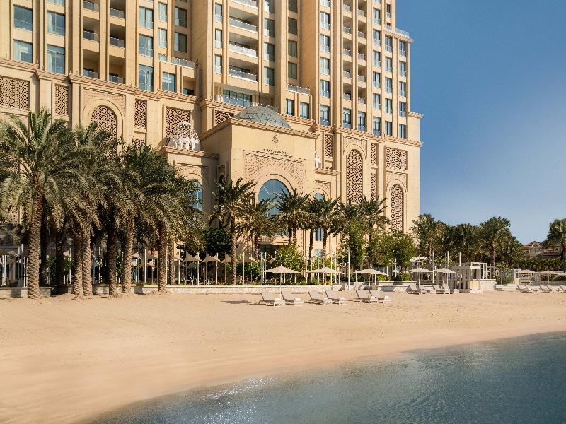 Four Seasons Resort and Residences The Pearl image
