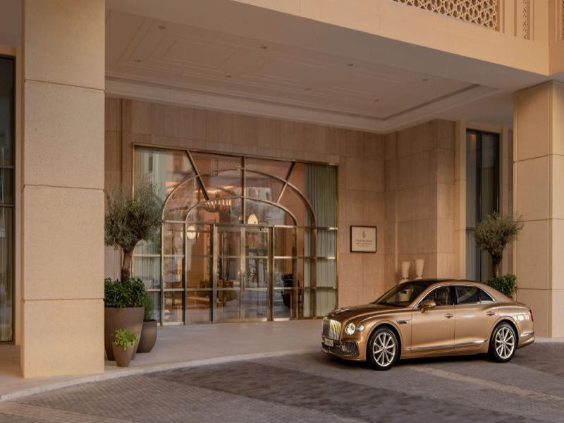 Four Seasons Resort and Residences The Pearl image