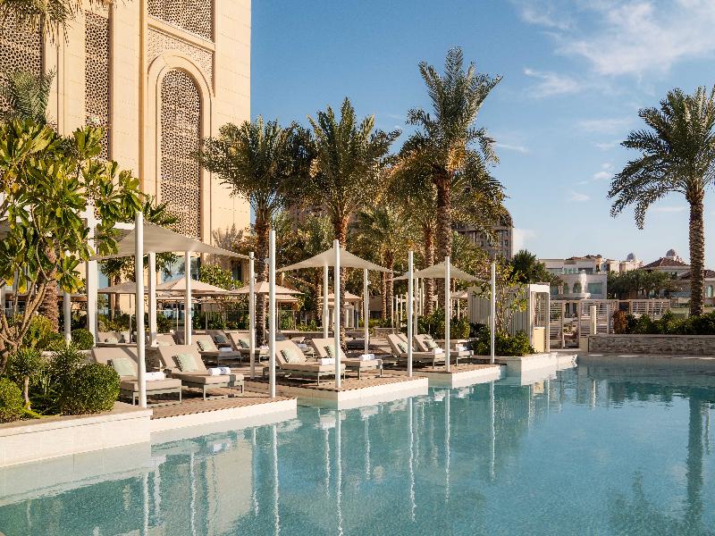Four Seasons Resort and Residences The Pearl image