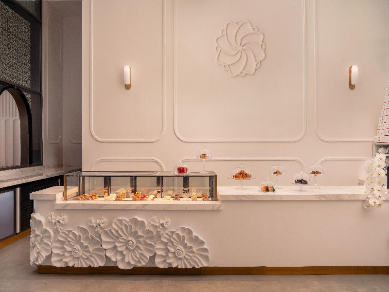 Four Seasons Resort and Residences The Pearl image