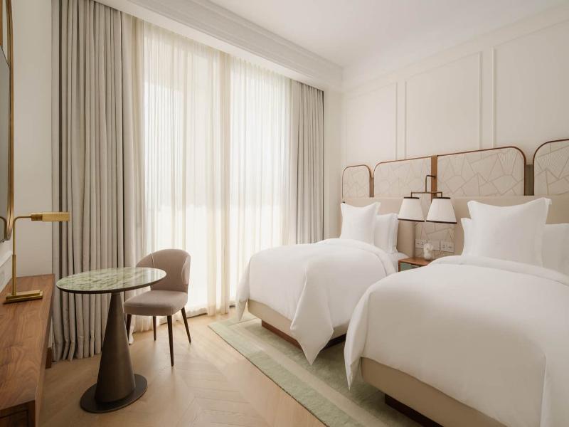 Four Seasons Resort and Residences The Pearl image