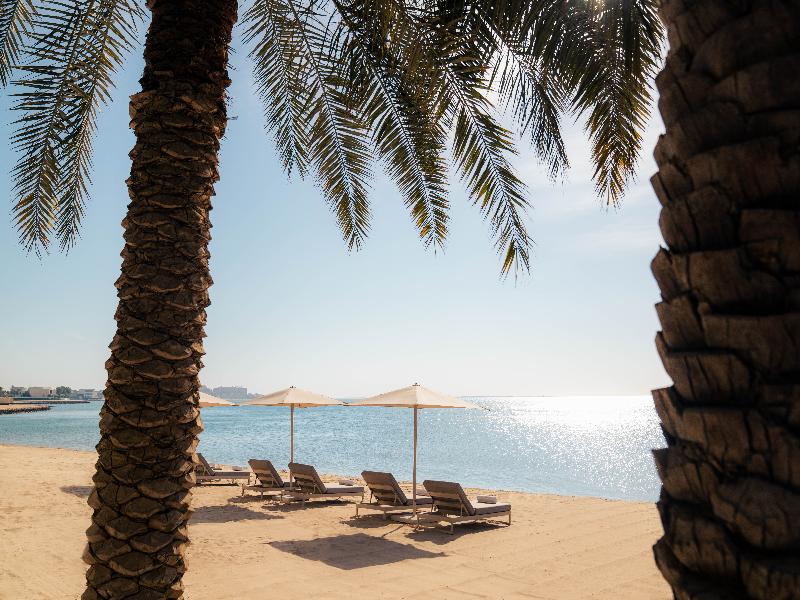 Four Seasons Resort and Residences The Pearl image