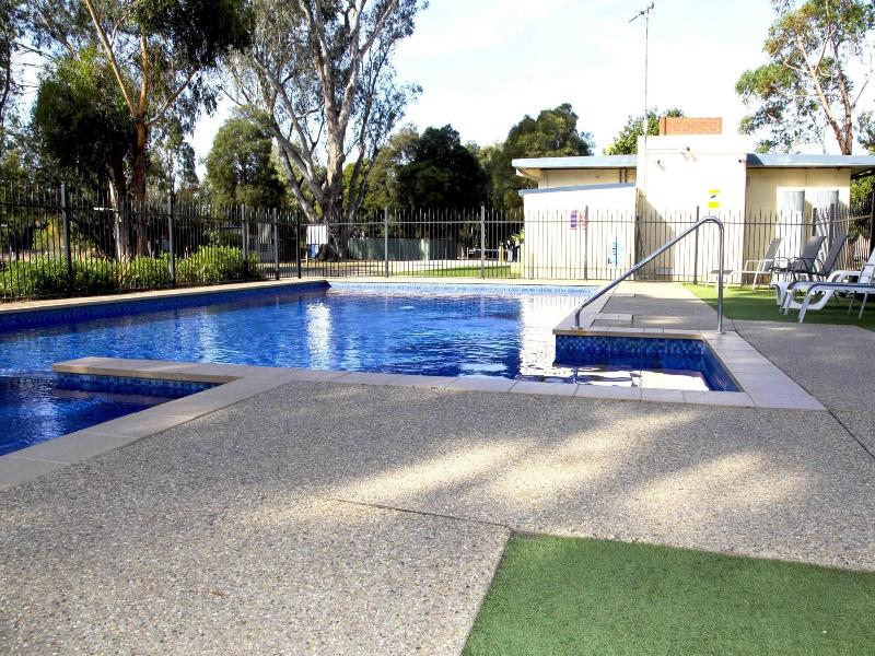 Nagambie Caravan Park & Motel image