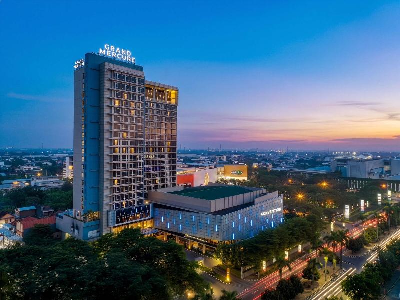 Grand Mercure Solo Baru image