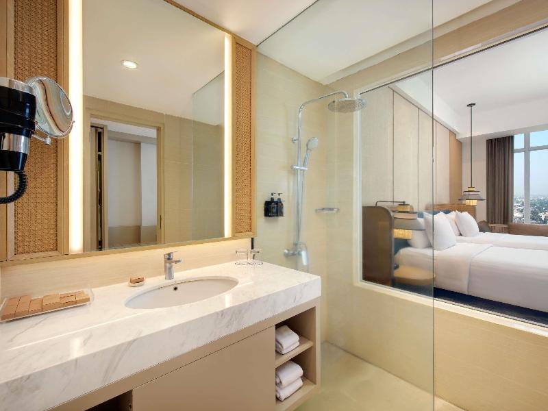 Grand Mercure Solo Baru image