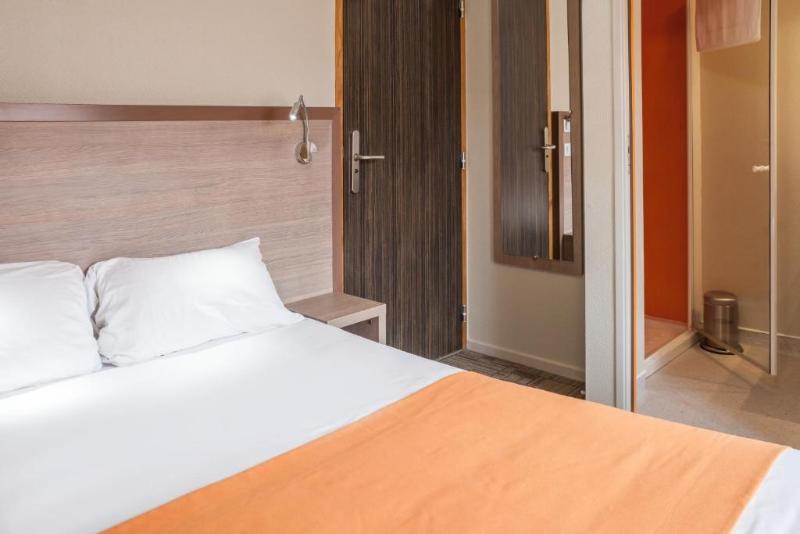 Logis Hotel Les Voyageurs image