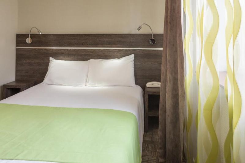 Logis Hotel Les Voyageurs image