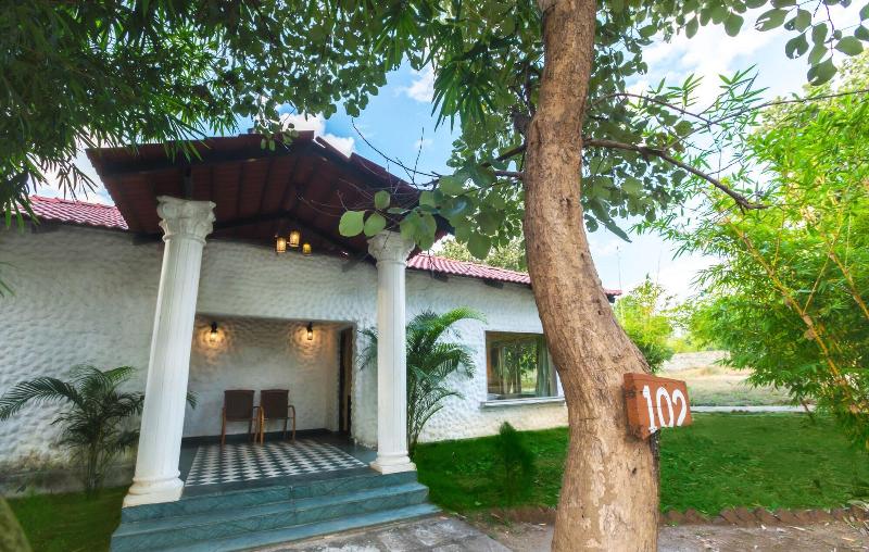 Tuli Veer Bagh Resort image