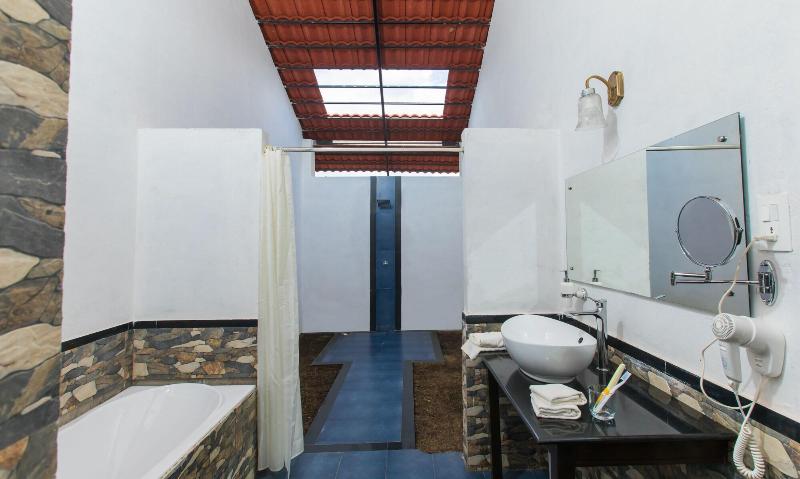 Tuli Veer Bagh Resort image