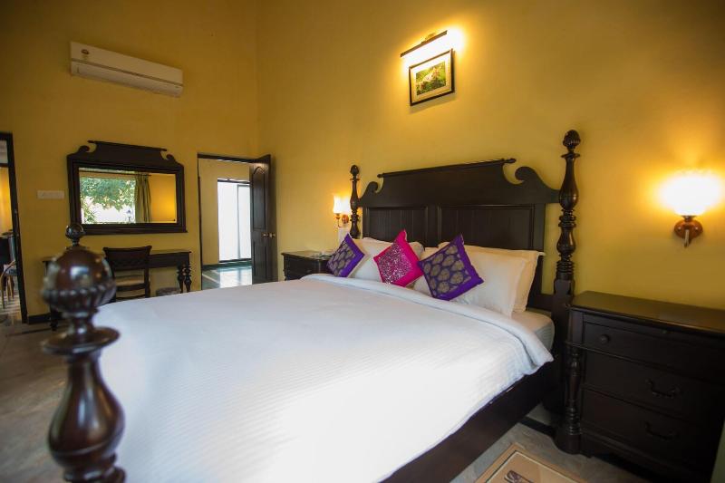 Tuli Veer Bagh Resort image 7