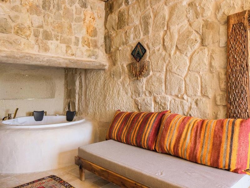 Doda Cave Hotel image