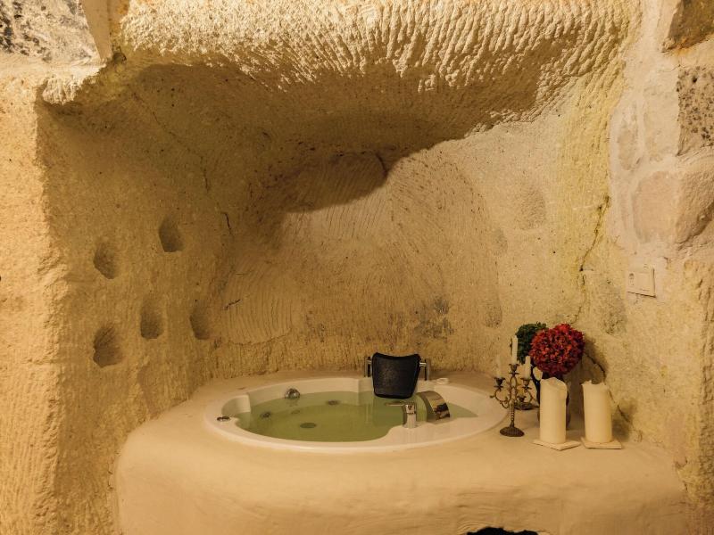 Doda Cave Hotel image