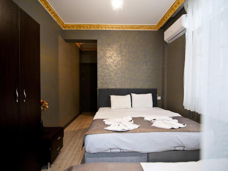 Golden Horn Park Hotel image
