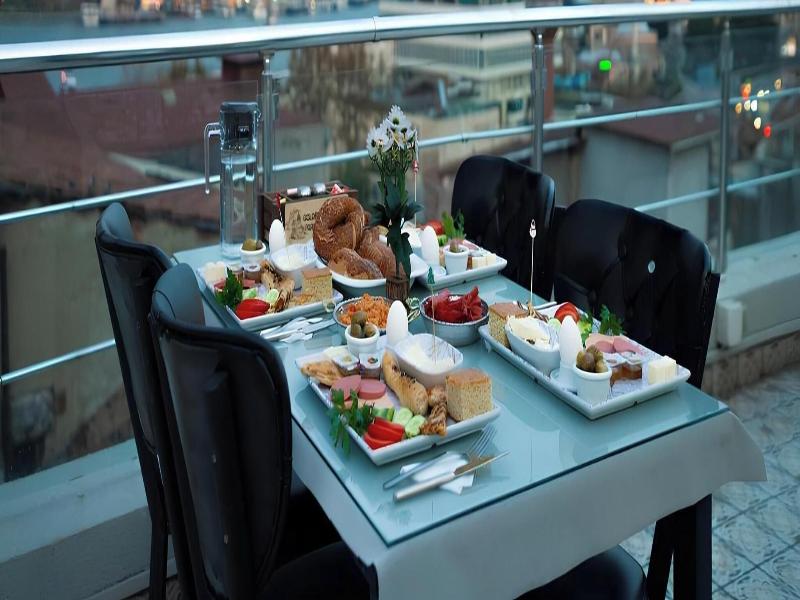 Golden Horn Park Hotel image