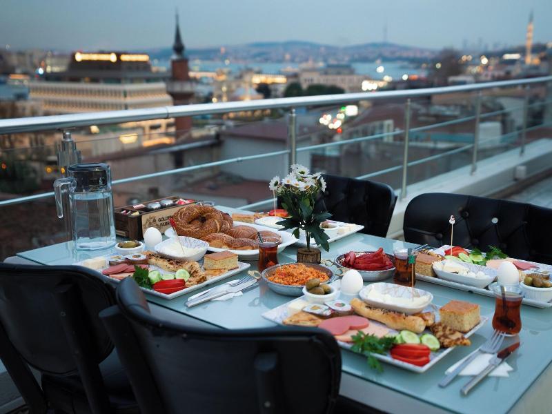 Golden Horn Park Hotel image