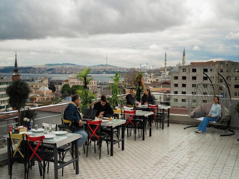 Golden Horn Park Hotel image