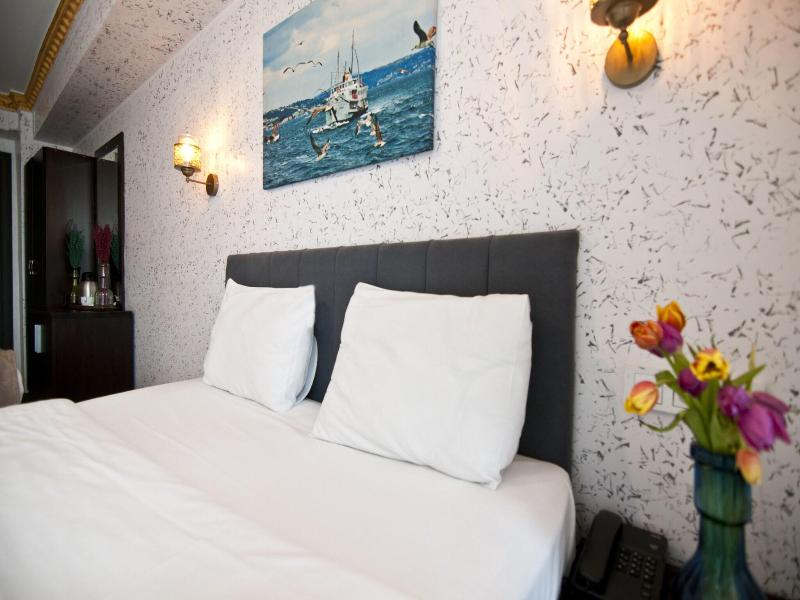 Golden Horn Park Hotel image