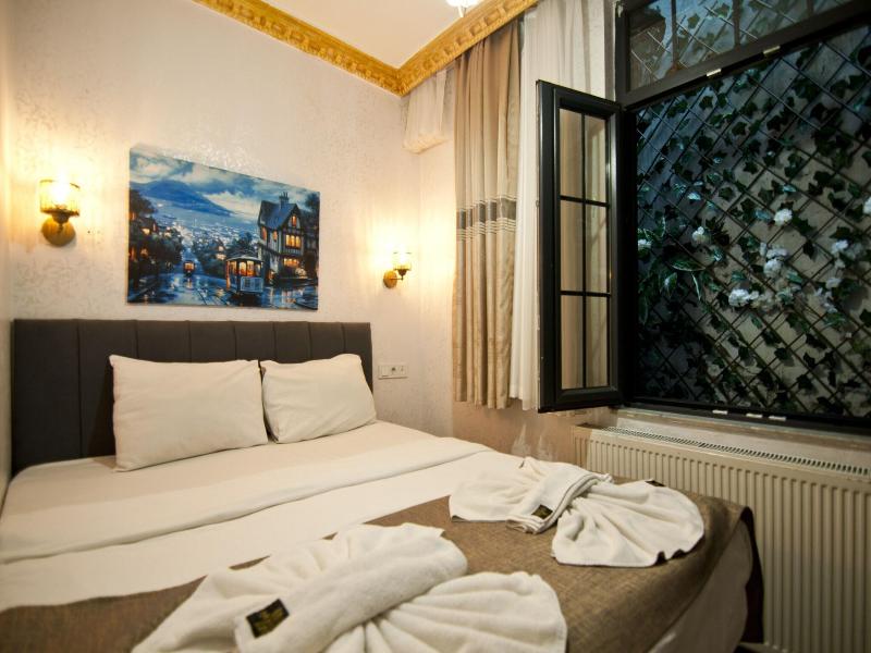 Golden Horn Park Hotel image