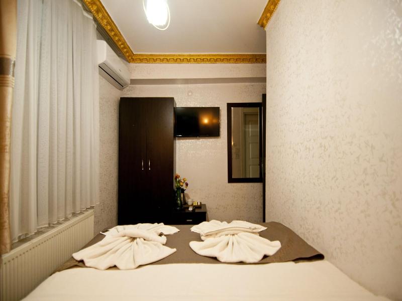 Golden Horn Park Hotel image