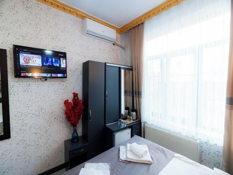 Golden Horn Park Hotel image