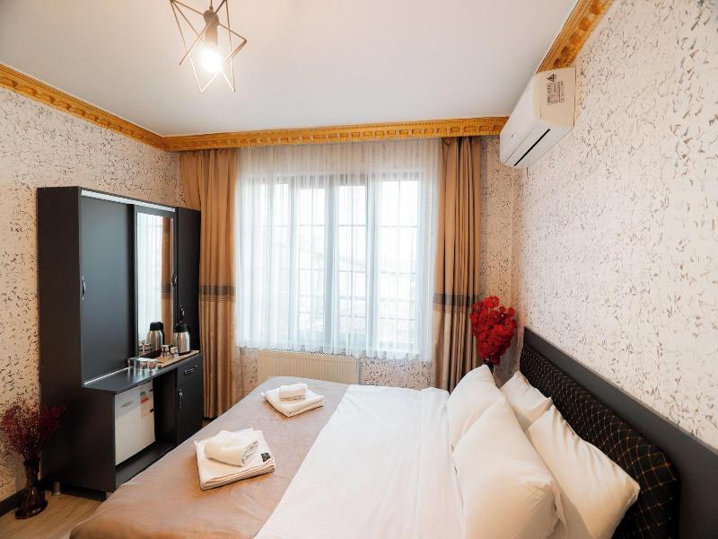 Golden Horn Park Hotel image