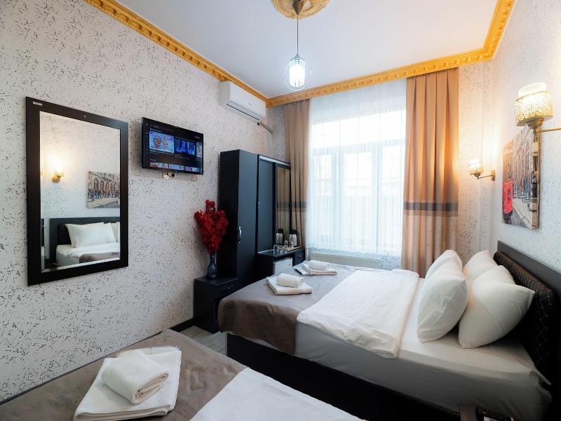 Golden Horn Park Hotel image