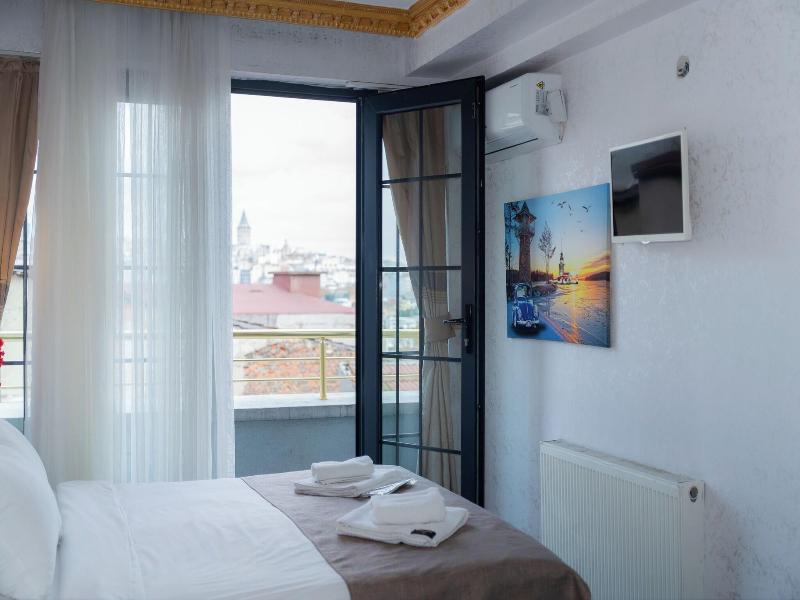 Golden Horn Park Hotel image