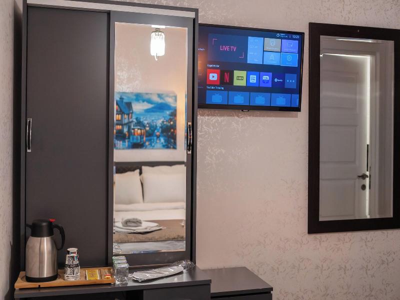 Golden Horn Park Hotel image