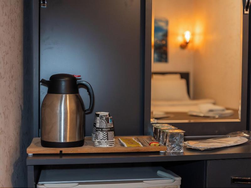 Golden Horn Park Hotel image