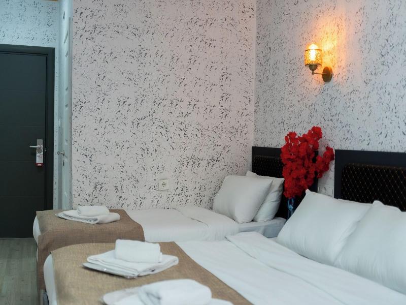 Golden Horn Park Hotel image