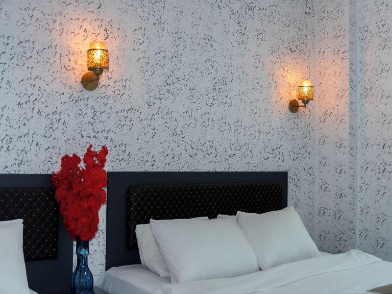 Golden Horn Park Hotel image