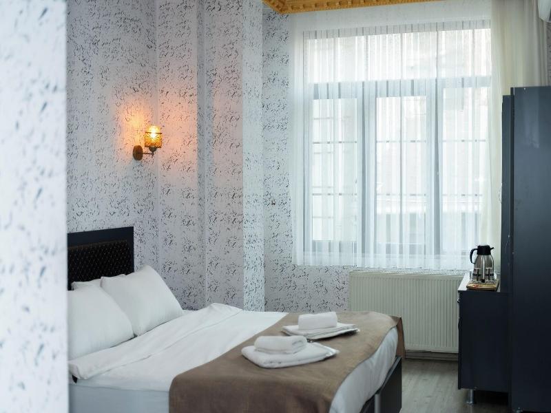 Golden Horn Park Hotel image