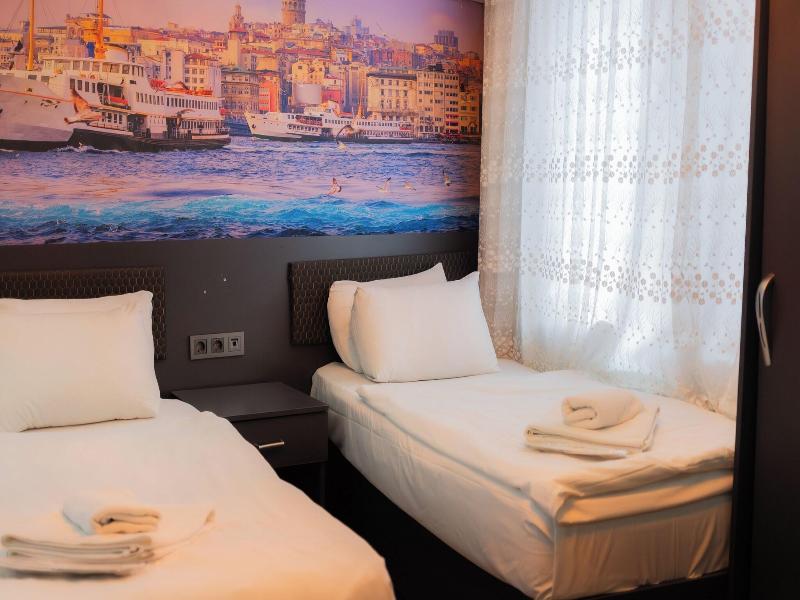Golden Horn Park Hotel image