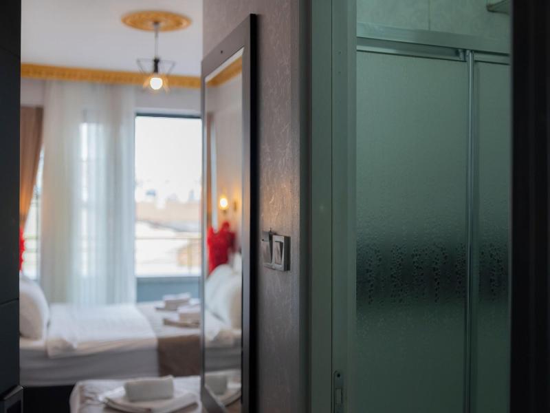 Golden Horn Park Hotel image