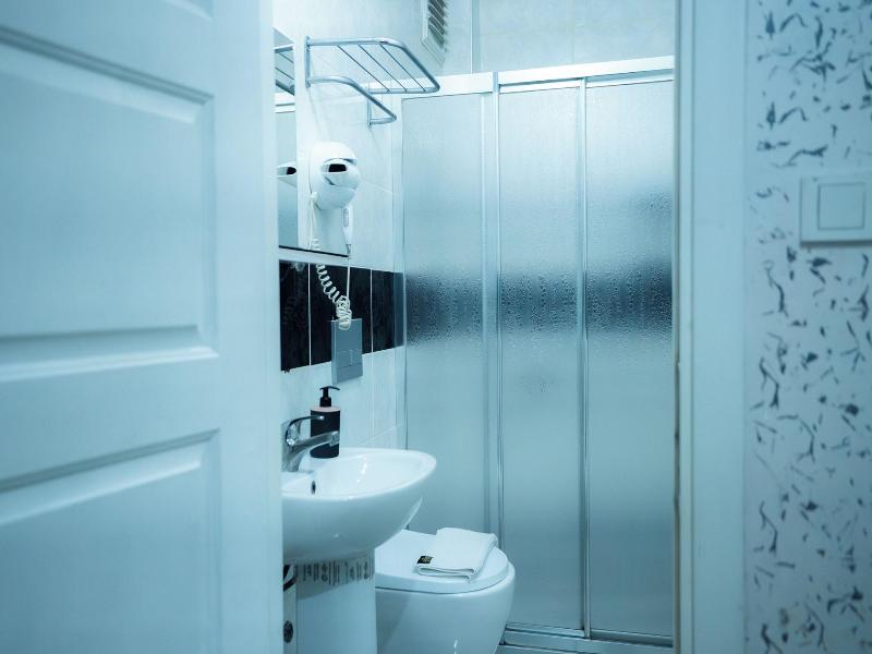 Golden Horn Park Hotel image
