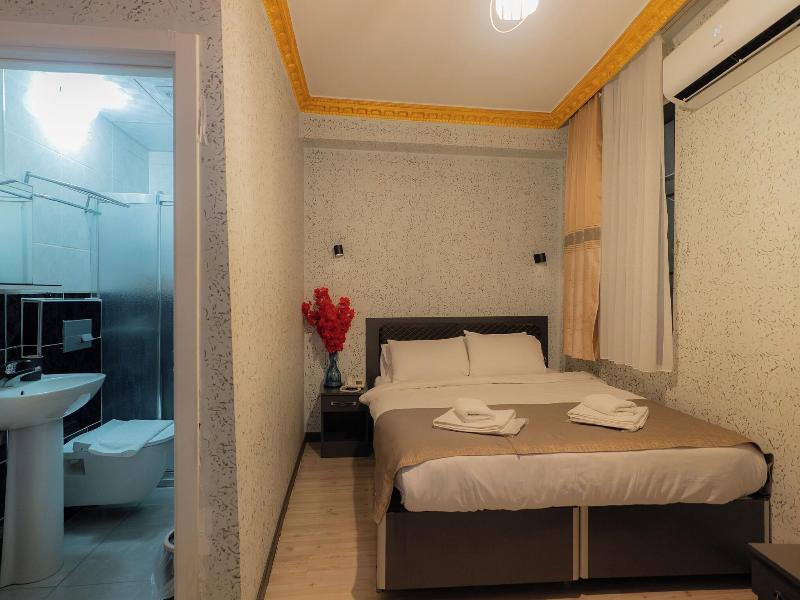 Golden Horn Park Hotel image