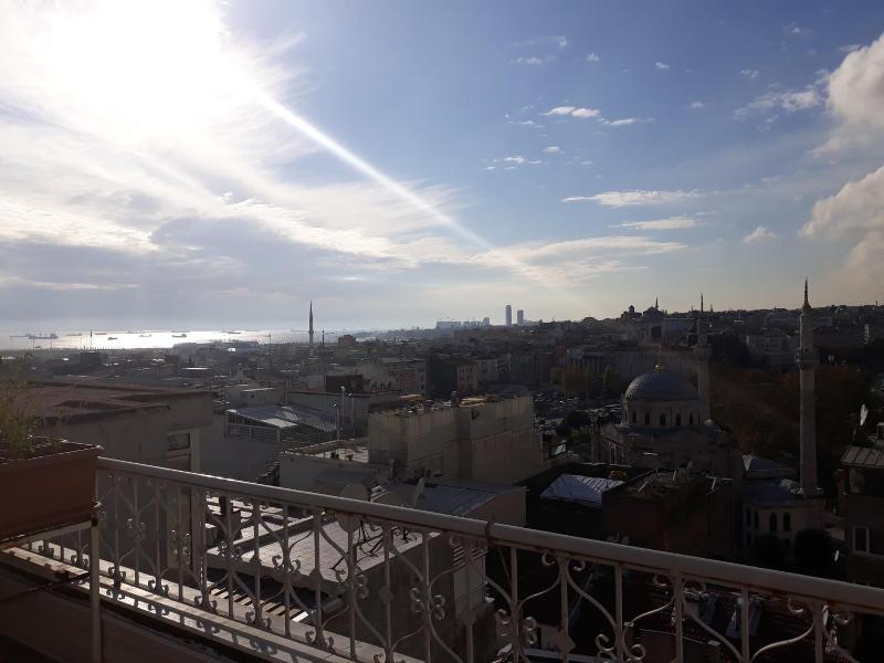 Merdan Hotel image