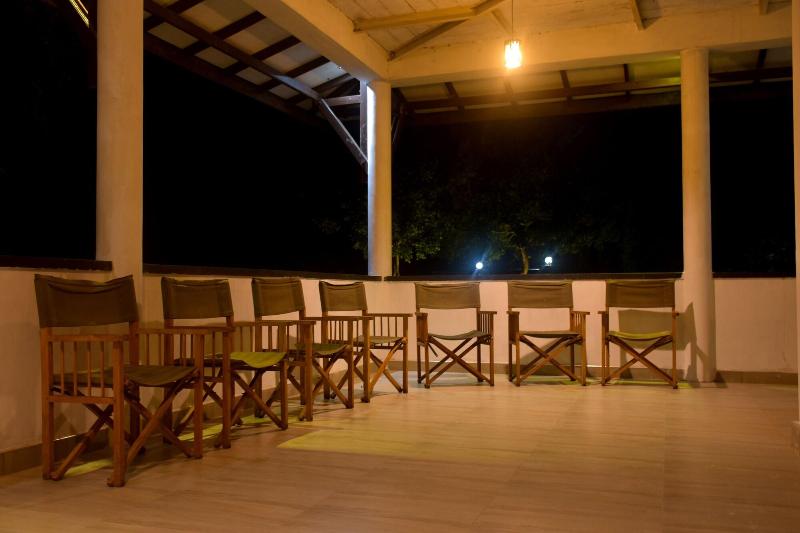 Funky Leopard Safari Lodge Bordering Yala National image