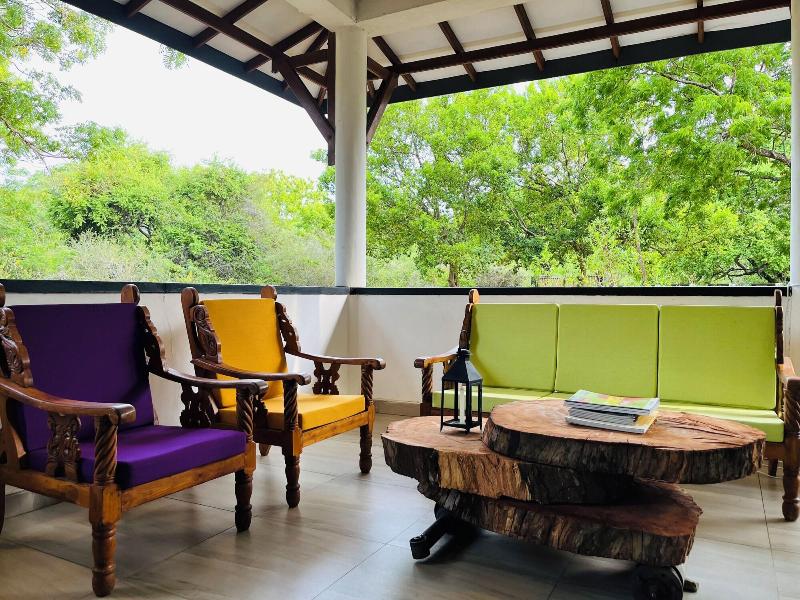 Funky Leopard Safari Lodge Bordering Yala National image