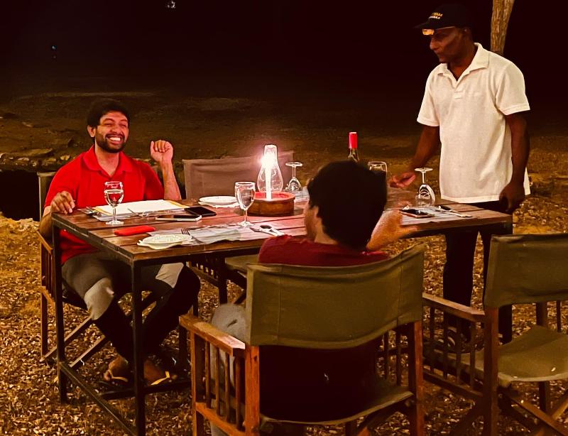 Funky Leopard Safari Lodge Bordering Yala National image