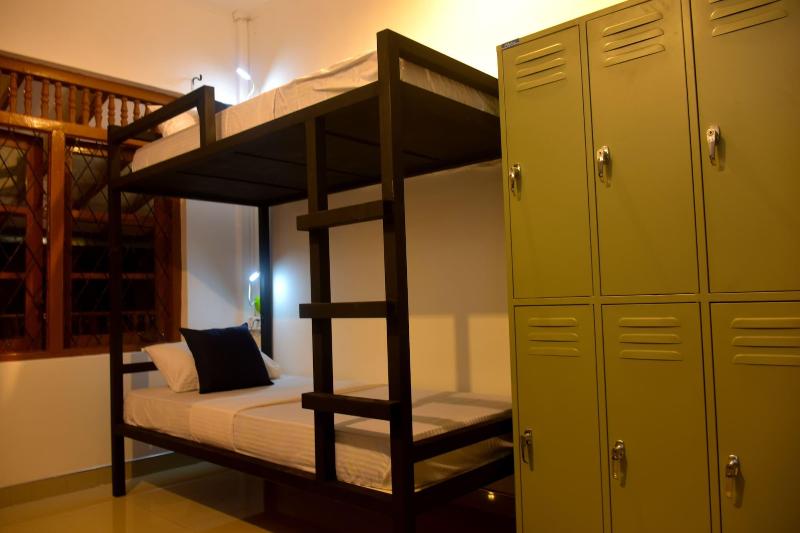 Funky Leopard Safari Lodge Bordering Yala National image