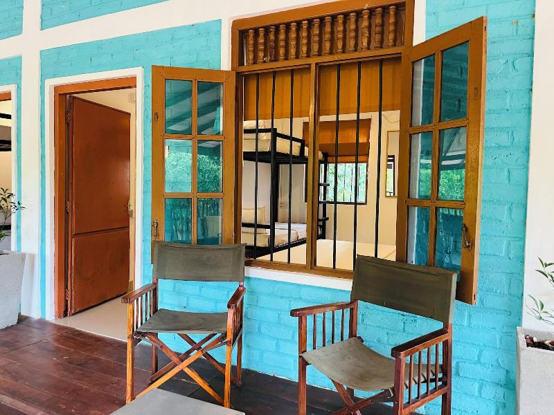 Funky Leopard Safari Lodge Bordering Yala National image