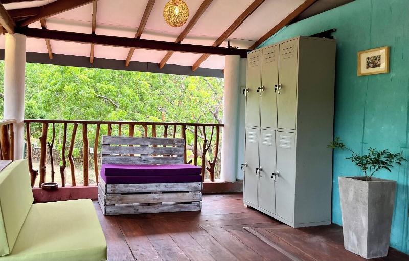 Funky Leopard Safari Lodge Bordering Yala National image