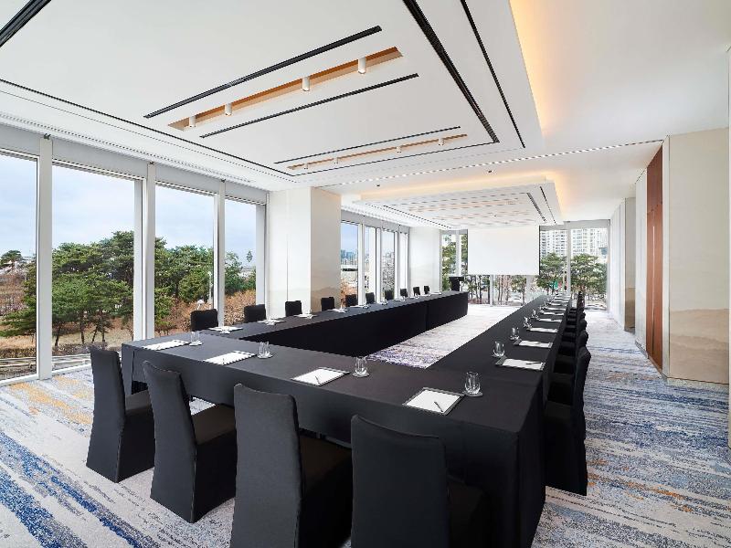 Naru Ambassador Hotel Seoul - MGallery Collection image
