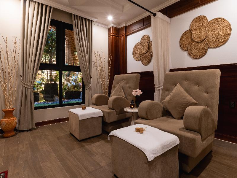 Anik Palace Hotel image